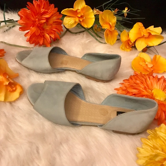 Adam Tucker Pastel Blue Flats - Picture 1 of 7